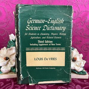 * 3 for $9 * 1959 Vintage Book: German-English Science Dictionary Louis De Vries
